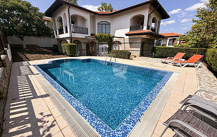 ID 14393 Vierzimmerwohnung in Vineyards Resort Foto 1 